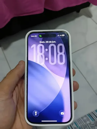 Iphone 16 muito novo 