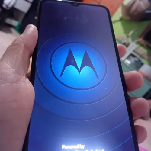 Vendo  celular Motorola E7 32g de memória 