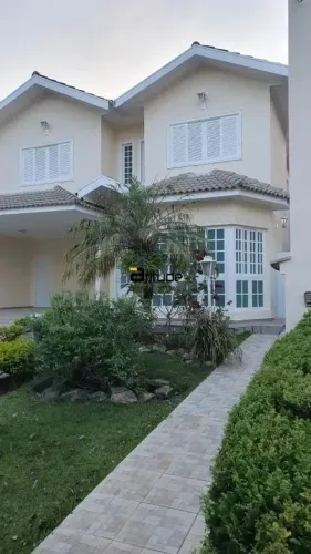 CASA PARA LOCAÇÃO NO CONDOMÍNIO MORADA DAS FLORES - ALDEIA DA SERRA - SANTANA DE PARNAÍBA
