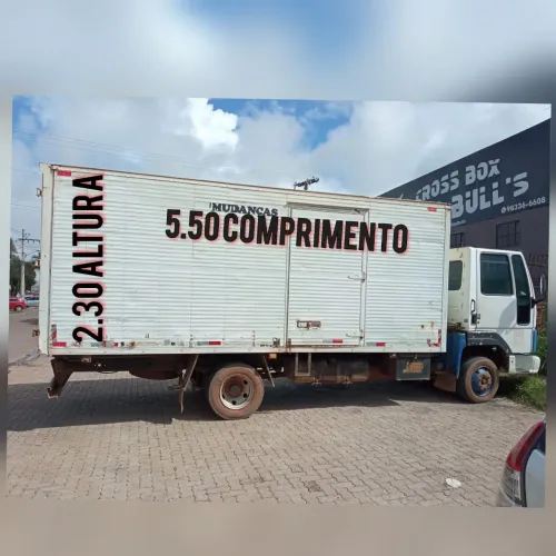 Frete e mudança cidade ocidental 