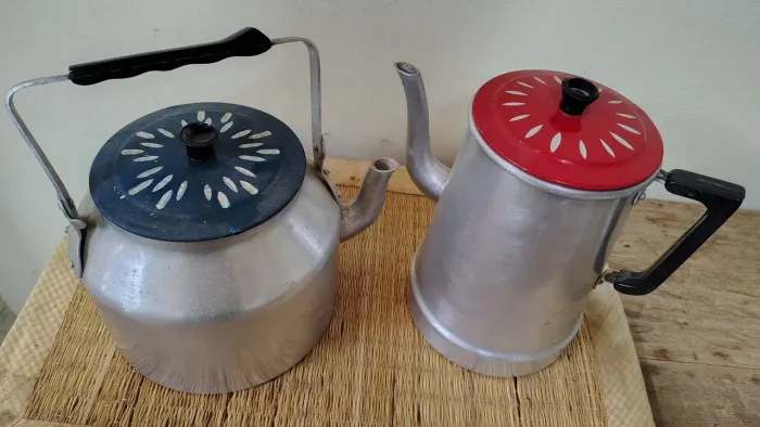 Relíquia - Cafeteira & Chaleira década de 70 para Colecionador