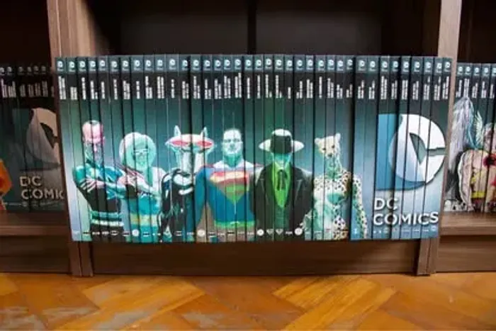 DC Graphic Novels Eaglemoss 2/4