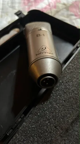Microfone Behringer B1