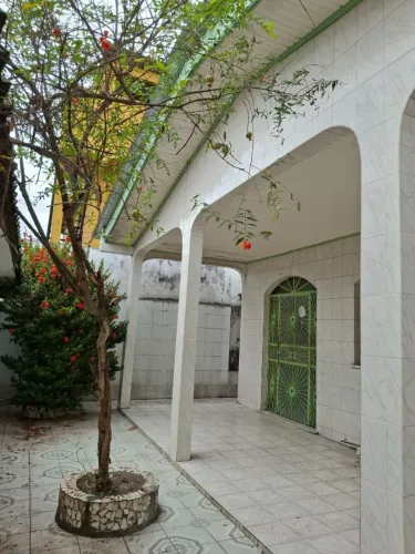 Cidade Nova, Locação, 3 Quartos (1 Suíte), 2 Vagas, Próximo ao Shopping Sumaúma