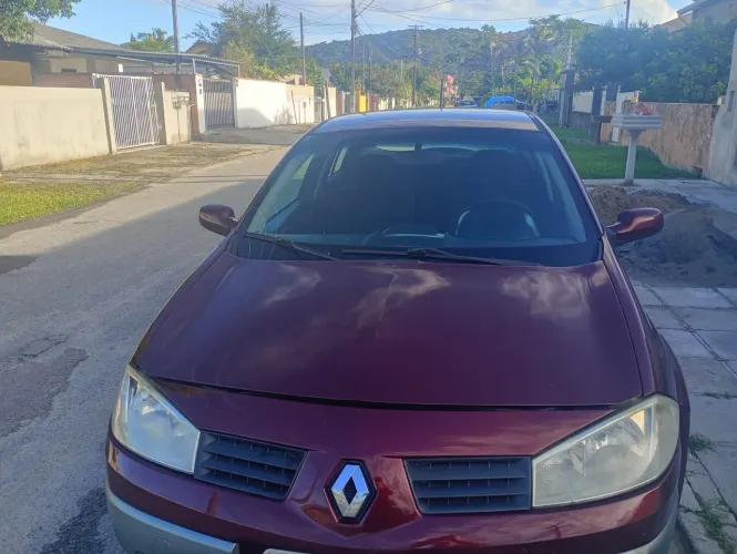 Renault Megane Sedan Dynamique Hi-flex 1.6 16V 2008