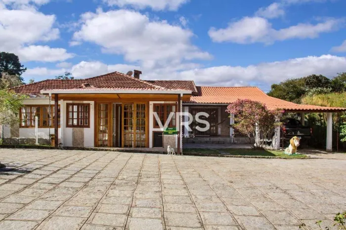 Pousada com 16 dormitórios à venda, 928 m² por R$ 1.900.000,00 - Iucas - Teresópolis/RJ