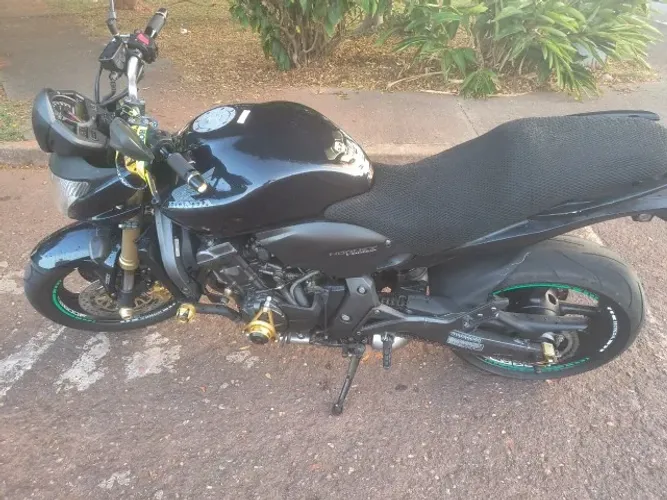 Linda e rara CB 600 Hornet só Brasilia km baixa com ABS Zerada