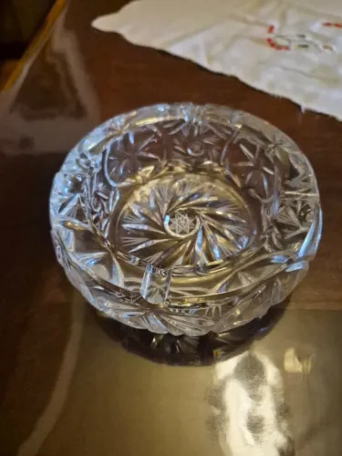 Cinzeiro em Cristal - Elegante e Sofisticado