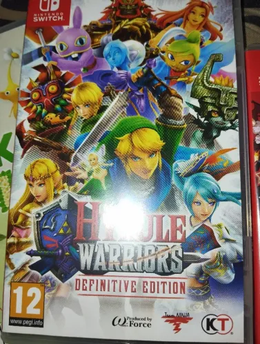 Nintendo Switch - Hyrule Warriors Definitive Edition