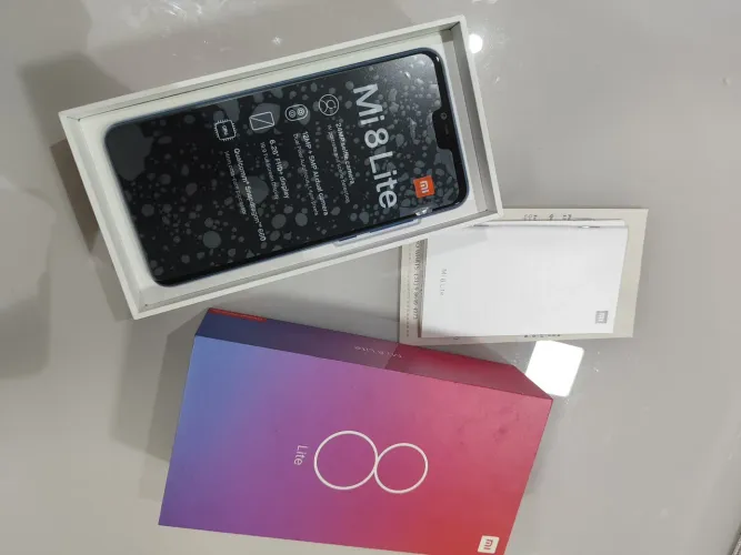 Celular Xiaomi Mi 8 Lite
