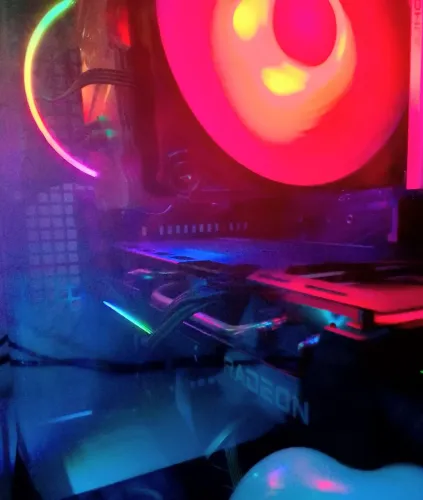 9060 XT ASROCK 16GB COM GARANTIA