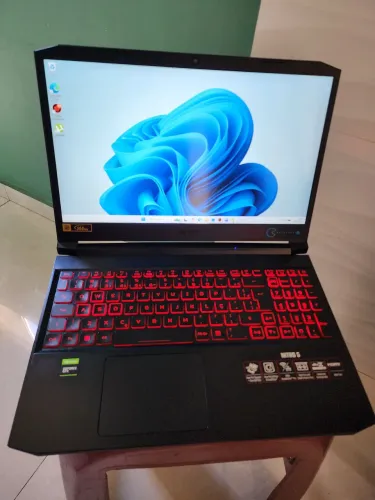 Nitro 5 