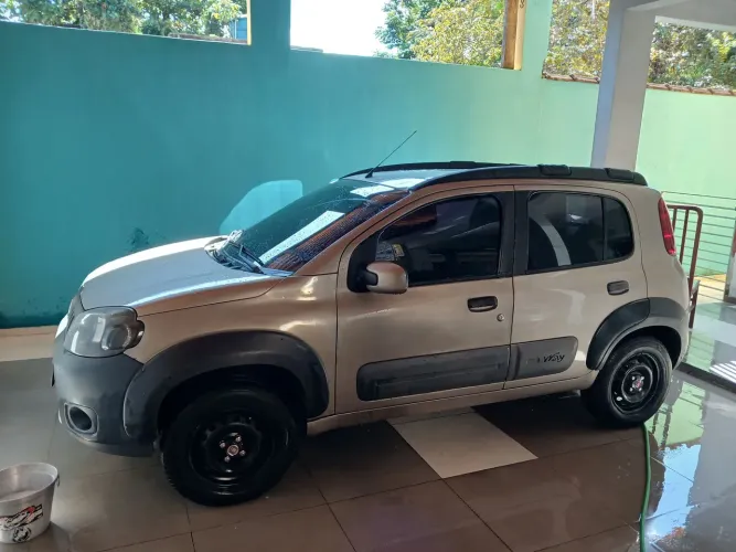 Fiat Uno Mille Celeb. WAY Econ. 1.0 F.flex 4P 2012