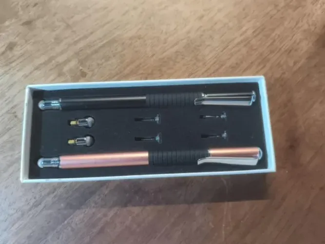 Kit 2 Canetas Stylus MIXOO para Tablet e Celular + Pontas Extras