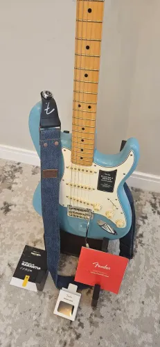Guitarra Fender Stratocaster - Player II - 2024 