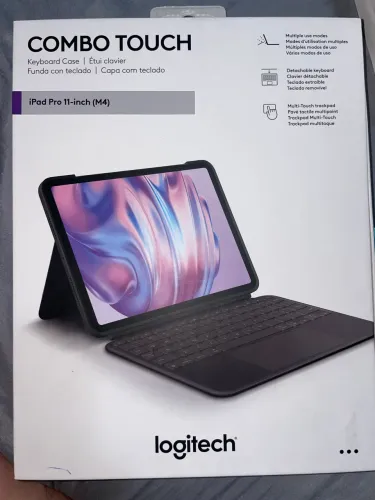 Teclado Ipad Logitech combo touch (ipad Pro M4 e M5)