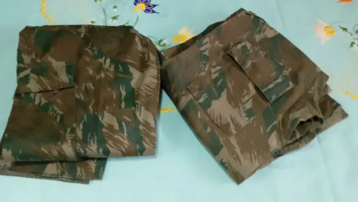 Uniforme camuflado novo 