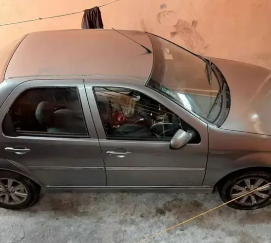 Fiat Siena Essence Dualogic 1.6 Flex 16V 4P 2011