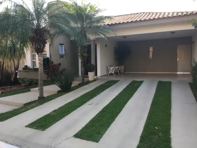 Casa com 3 dormitórios à venda, 280m² por R$ 1.170.000 - Condomínio Residencial Esplanada 