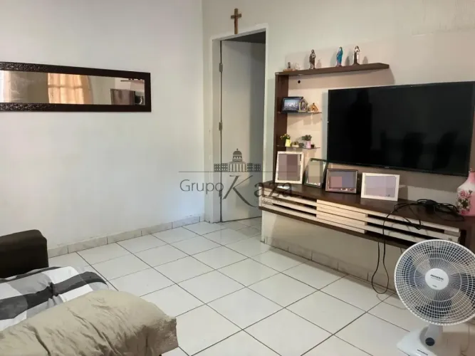 Casa Edícula - Cidade Morumbi - 2 Dormitórios - 102,92m² - Estuda Permuta.