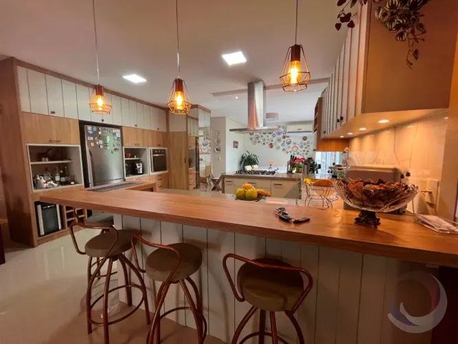Casa de 150m² com 3 quartos sendo 2 suítes no bairro Daniela