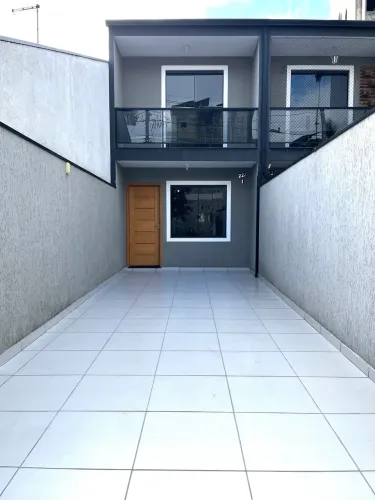 Sobrado para Alugar no Umbará - 2 Quartos, 70m²