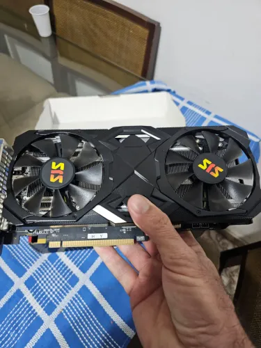 PLACA DE VÍDEO RX 580 - SEMINOVA , FUNCIONANDO PERFEITAMENTE