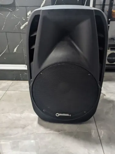 Caixa de som Ativa 500 watts com 2 mic sem fio