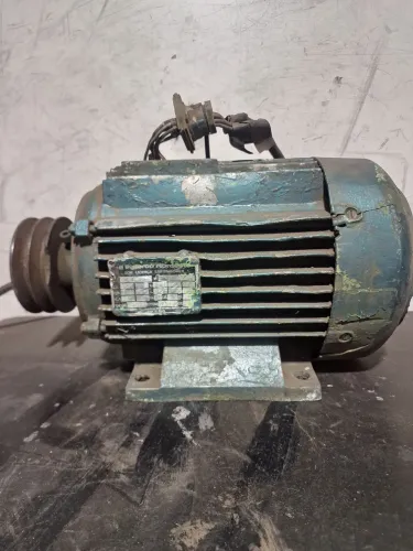 Motores elétricos