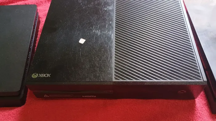 XBOX ONE COMPLETO POR DENTRO COM DEFEITO DO PLIM