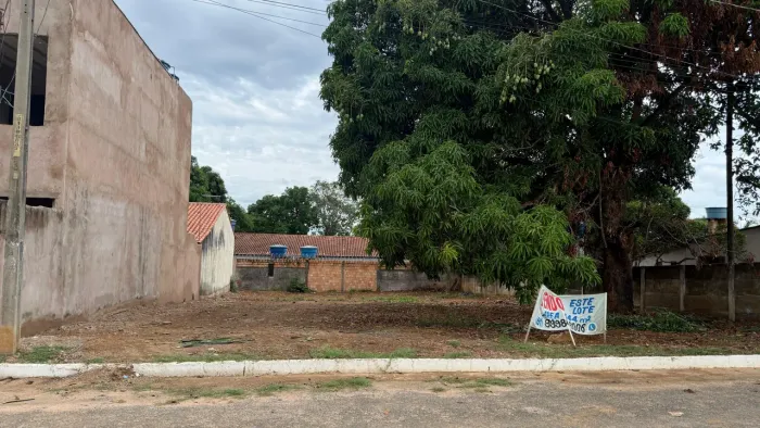 Vendo lote na avenida principal do setor Fumal próximo ao condomínio aldeia da serra