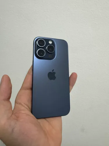 iphone 15 Pro 1TB Azul