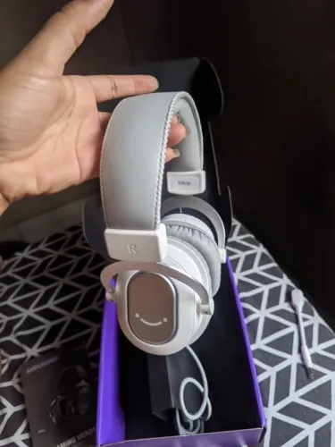 Headset FIFINE RGB com som surround 7.1/3-EQ/MIC para PC PS4 PS5