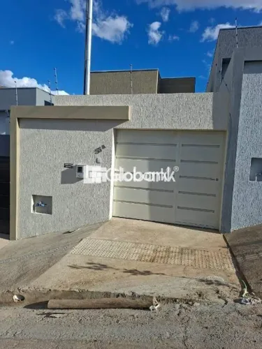 Casa nova à venda no Vila Aliança
