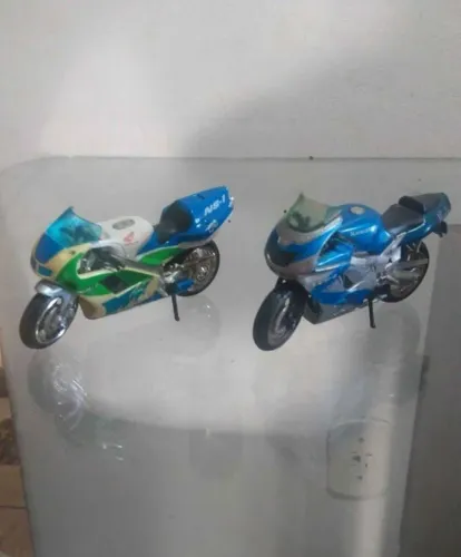 Miniaturas de moto