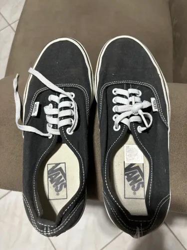 Tênis Vans Authentic Classic - Nº 40