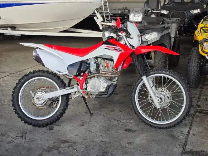 MOTO CRF 230F ANO 2019 IMPECÁVEL