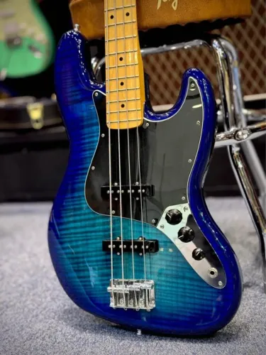 Baixo 04 cordas Fender JB Tagima Yamaha Squier Epiphone Sire SX