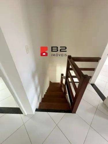 Imóvel para aluguel tem 450 metros quadrados com 1 quarto em Guarajuba (Monte Gordo) - Cam