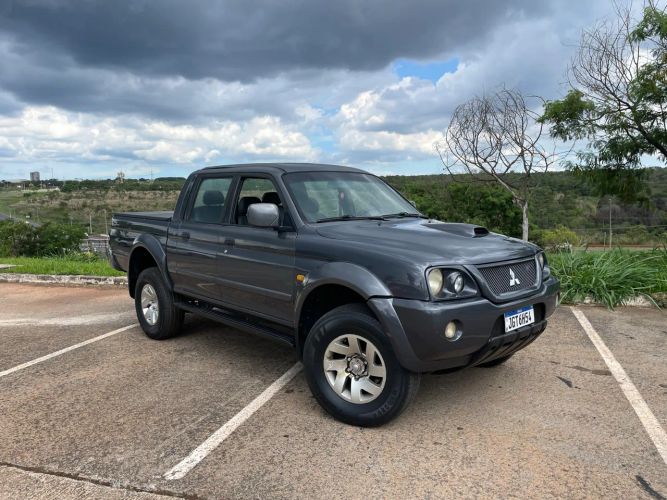 Imagem de Mitsubishi L200 GLS 2.5 4X4 CD Diesel 2006