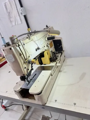 Máquina de casear