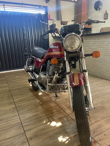 Vende-se Honda CB 400