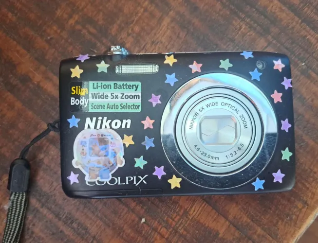 Nikon coolpix s2600 seminova