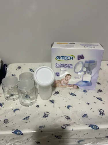 Kit Amamentação: Bomba Elétrica G-Tech + Bomba Manual + 3 Potes de Vidro