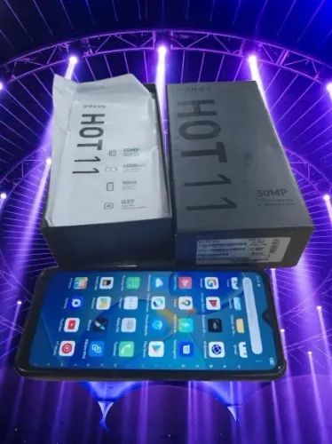 Smartphone Infinix Hot 11 Prata 128gb 4gb Ram Tela 6,82 90hz Prateado
