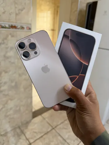 iPhone 16 Pro 128gb Desert novíssimo 