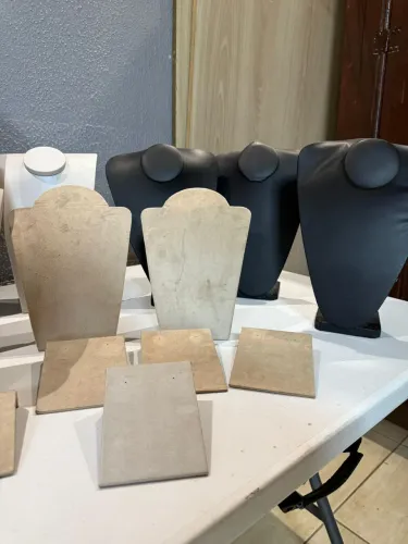 Expositor semijoias para loja 