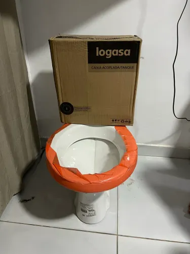 Vaso sanitário e Cuba de embutir para banheiro 