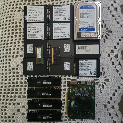 Lote de peças de computador