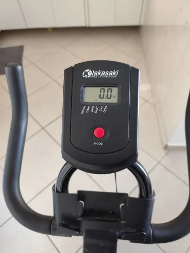 Bicicleta Ergométrica Fitness Para Cardio E Musculação.